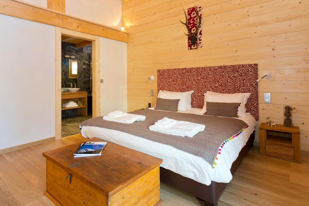 Chalet Isabelle Mountain Lodge 5 Star 5 Bedroom En Suite Sauna Jacuzzi Шамони Номер фото